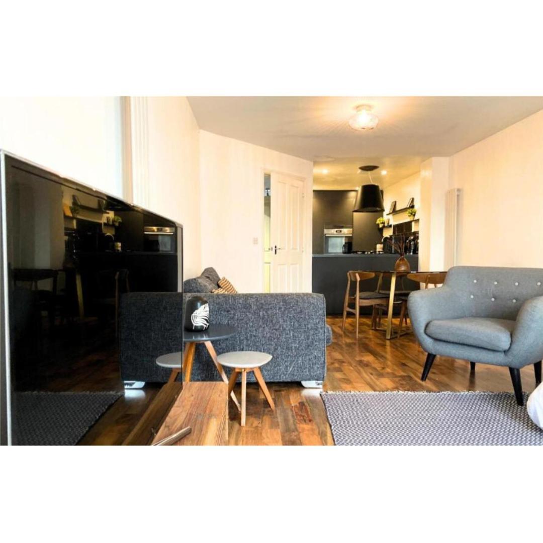 Stunning Stay 6 Minutes From Nec And Birmingham Airport Solihull Exterior photo
