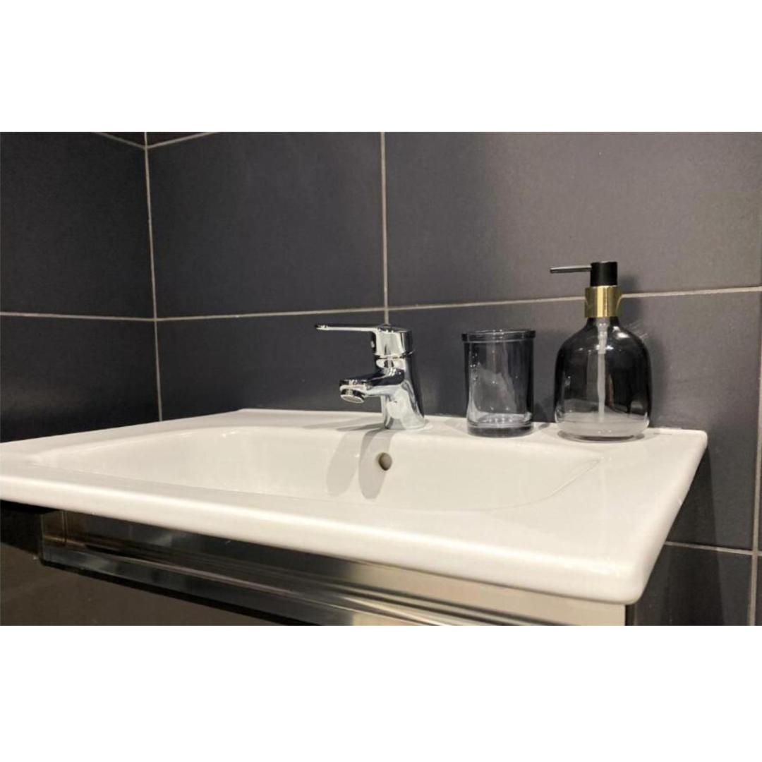 Stunning Stay 6 Minutes From Nec And Birmingham Airport Solihull Exterior photo